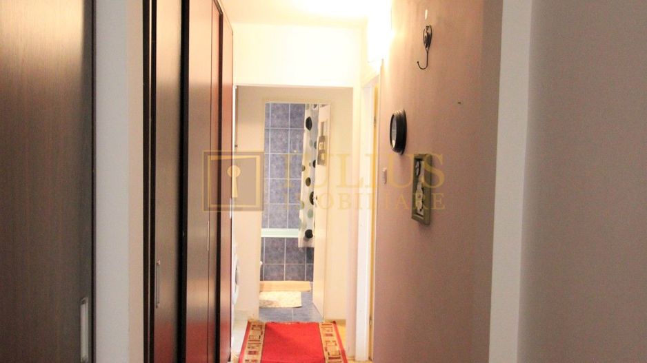 3 camere, decomandat, centrala proprie - Poză 10