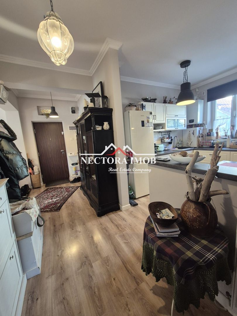 NECTORA IMOB-Apartament la casa 3 camere, Ultracentral, Etaj 1, 75 mp - Poză 12