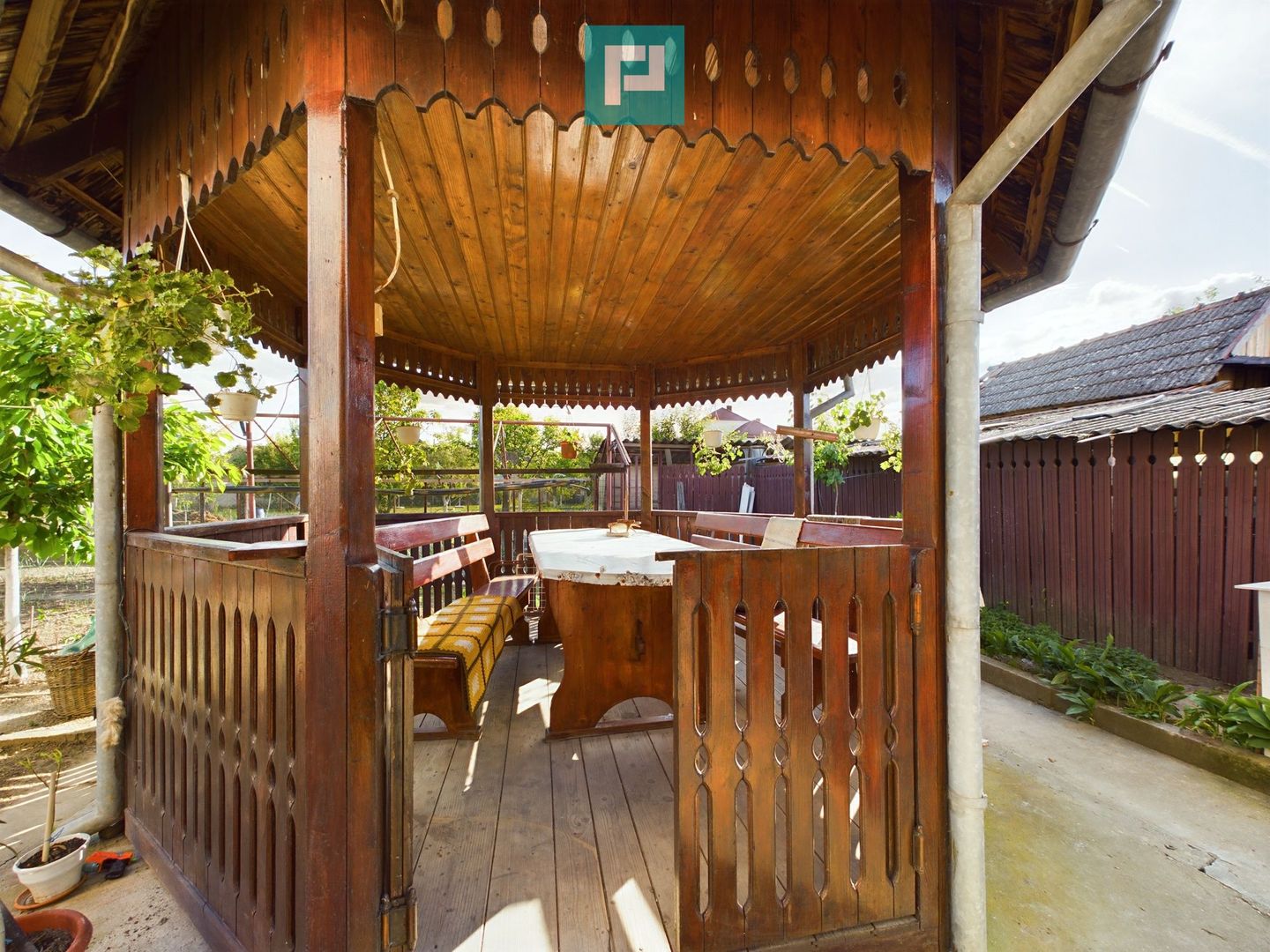 Casă clasică în Chișineu-Criș - Poză 9