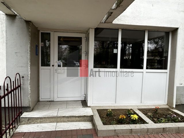 Apartament 3 camere Baba Novac de  renovat - Poză 9