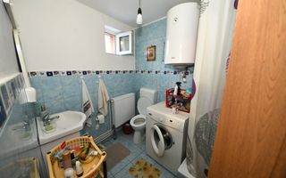 De vanzare casa cu 3 apartamente + anexa 75 mp, Comision 0% - Poză 24