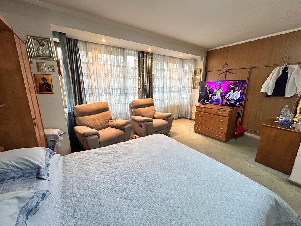 Vila individuala cu 5 dormitoare Cotroceni - Poză 6