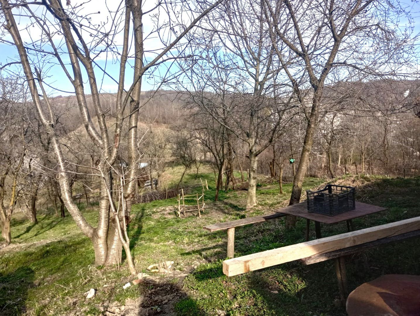 Zone de deal! Vanzare casa in Vulcana de Sus! - Poză 1