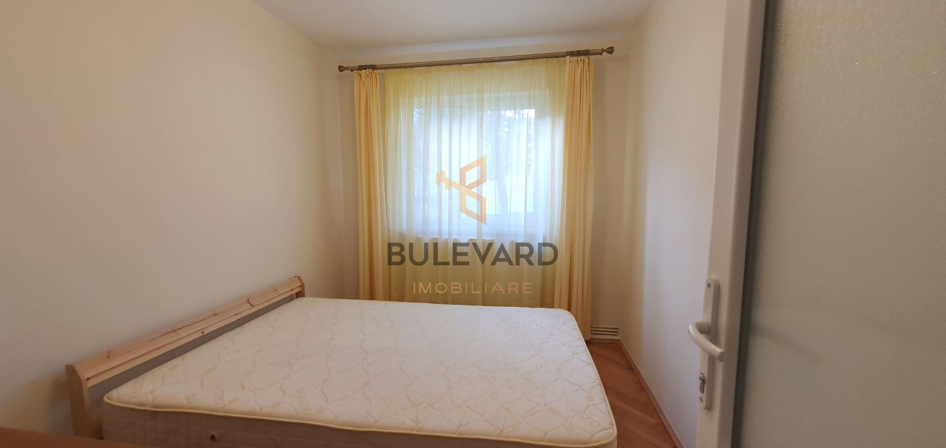 Apartament cu 3 camere, zona strazii Putna! - Poză 4