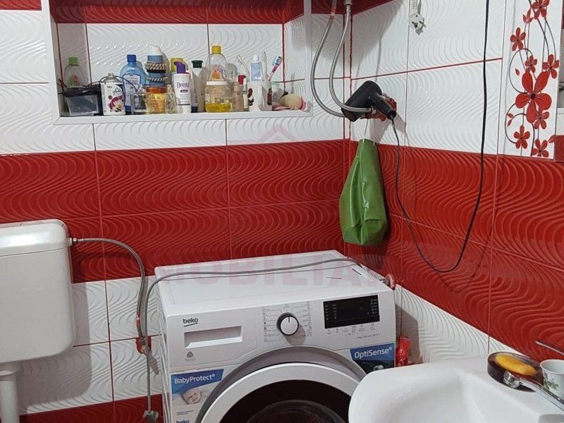 CASĂ ÎN CARANSEBEȘ \ ZONĂ CENTRALĂ / 150mp utili /DISPONIBILĂ IMEDIAT - Poză 9