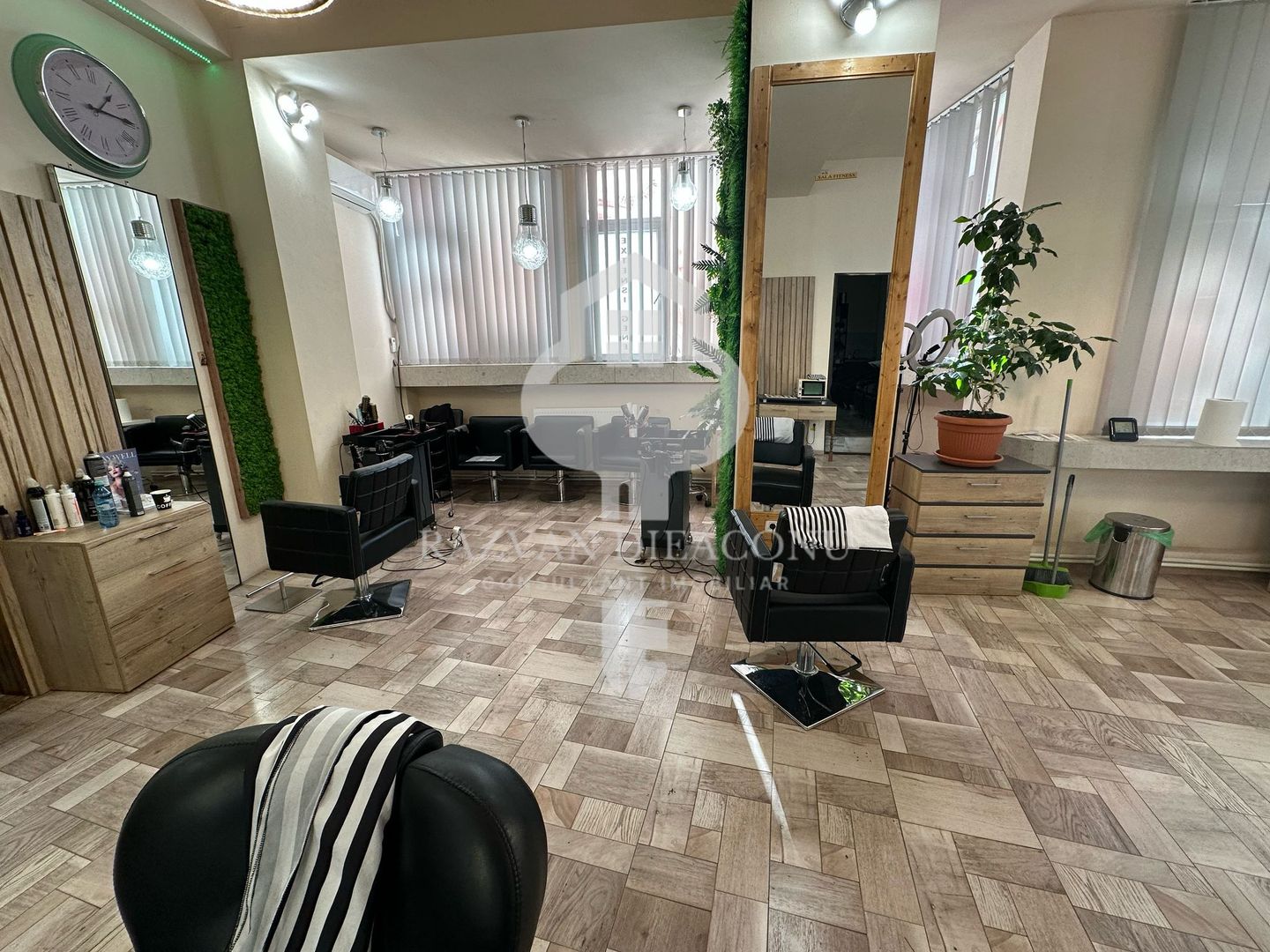 Inchiriere Spatiu Comercial - Poză 14