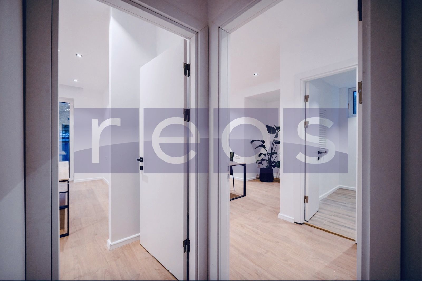APARTAMENT 4 CAMERE | UTILIZARE MIXTA | PIATA VICTORIEI - Poză 2