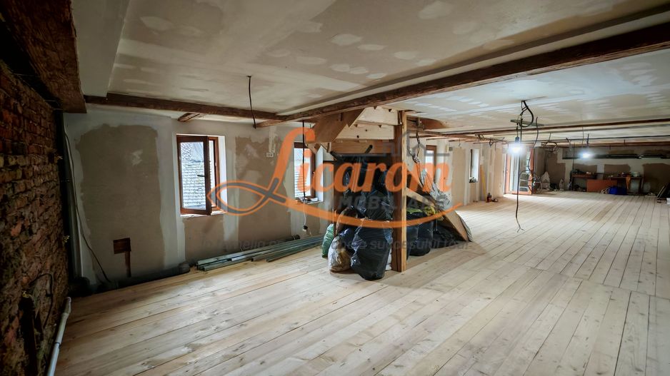 CASA SASEASCA comuna VULCAN,zona foarte buna,teren 3000 mp - Poză 27