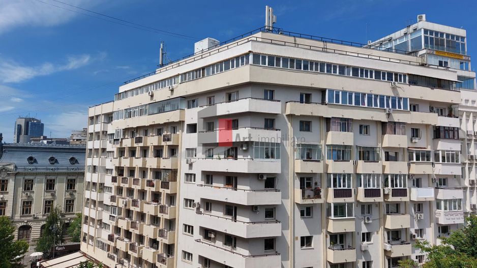 Garsoniera "VALENTA",  vedere "SPLENDIDA"  Piata Universitatii - Poză 4