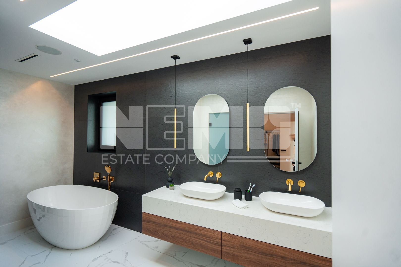 Vilă de lux inteligentă | 4 dormitoare |3 băi|1080 mp teren| Rădăuți - Poză 14