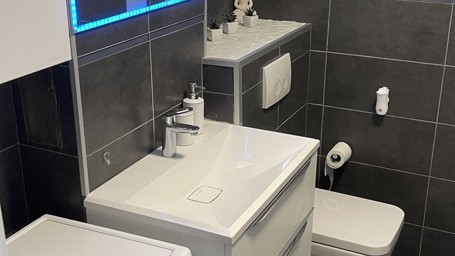 Apartament cu 3 camere - Poză 3