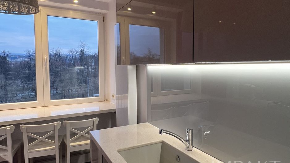 Apartament Modern,  Recent Renovat in Centrul Orasului! - Poză 10