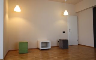 Birou mobilat si utilat, Complex Studentesc; centrala proprie. - Poză 16