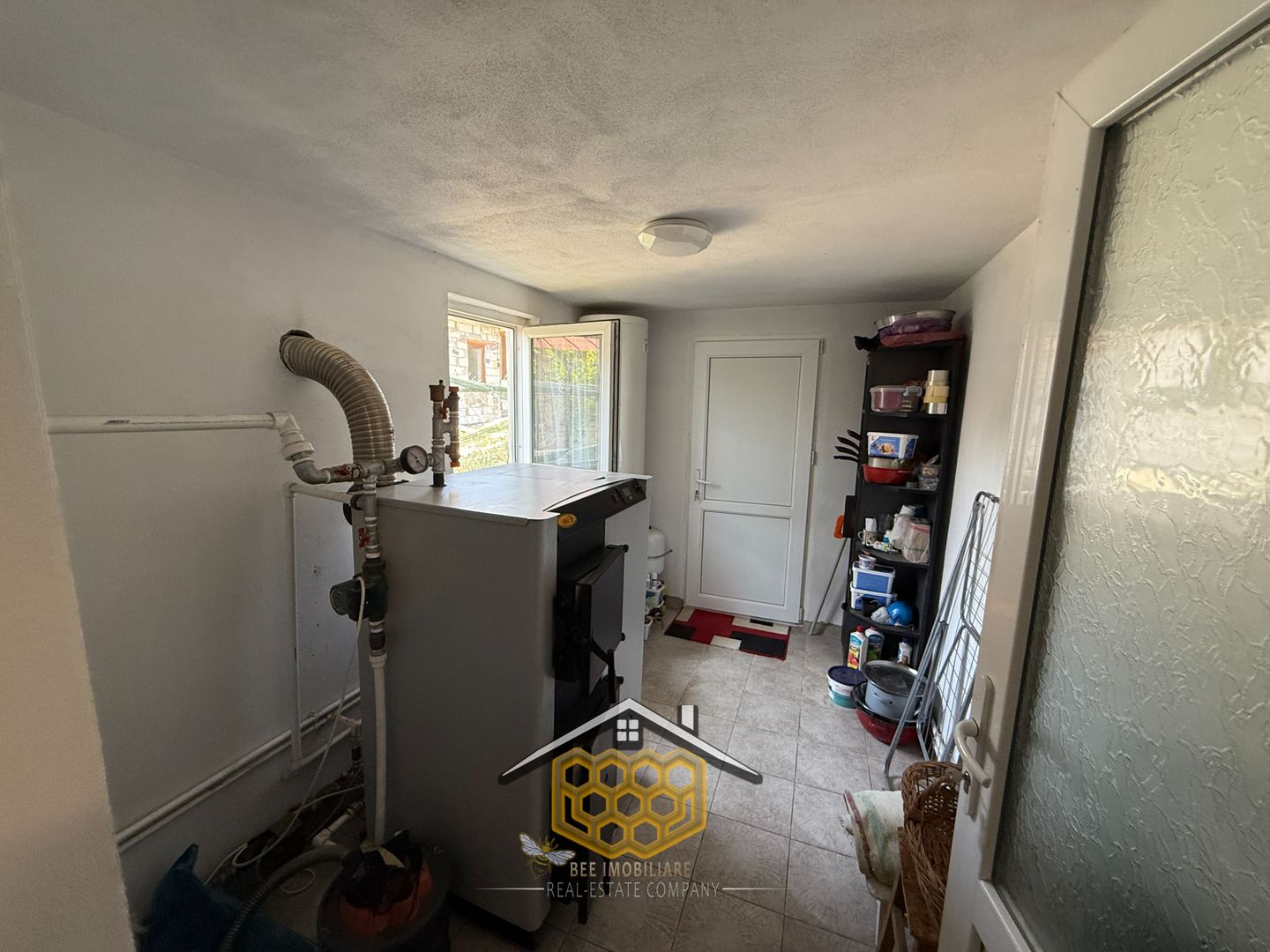 Casa individuala P+ Pod +Beci in sat Robanesti, 10 minute de Craiova - Poză 15