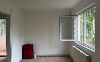 Dâmbu – Apartament 3 camere, etaj 2/4, balcon - Poză 6