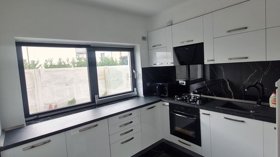 OFERTA 249.000 !!! Vila de vis din Tunari – Lux, rafinament și confort absolut! - Poză 14