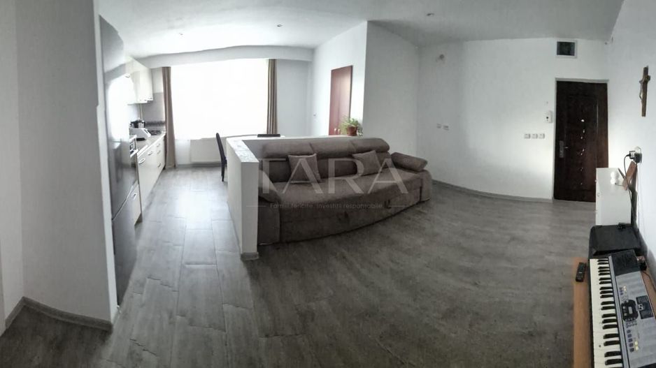 Apartament 3 camere – Florești, zona centrală - Poză 1