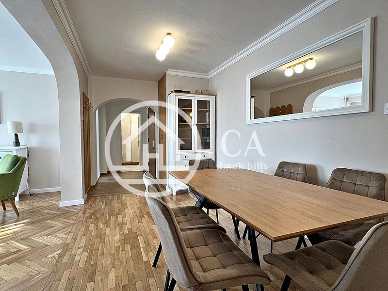 Apartament de închiriat cu 4 camere în zona Ultracentrală, Oradea - Poză 3