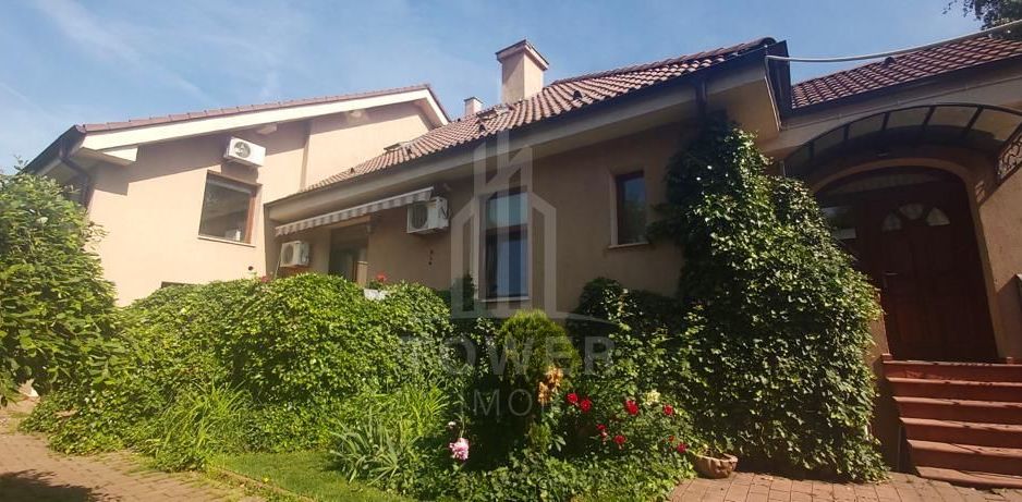Casă individuală de vânzare 1.000 mp teren | Zonă Centrală - Poză 2