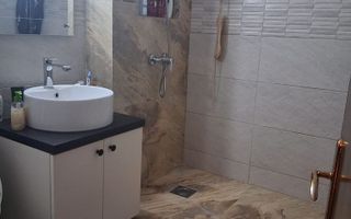 Apartament 3 camere de inchiriat - 1 Decembrie 1918 - Poză 12