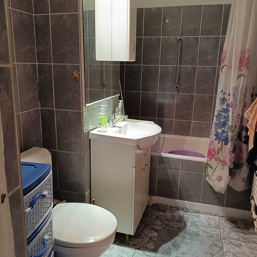 Apartament 2 dormitoare, living + bucataria, Cetate, Sc. nr. 7 - Poză 5