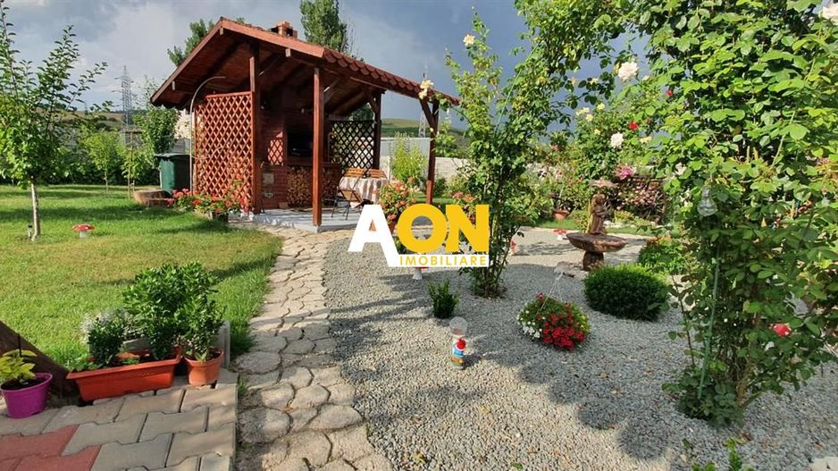 Casa 10 camere, 1000 mp teren, la asfalt, Barabant - Poză 4