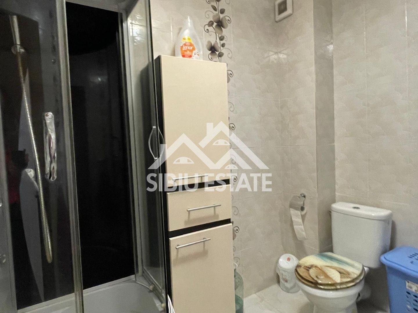 Apartament mobilat utilat 3 camere 2 balcoane–Șelimbar, Brana 123000 e - Poză 6