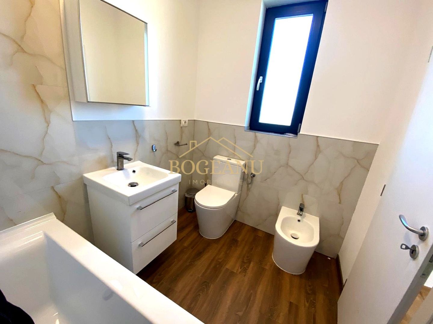 BG154-Triplex Giroc de vânzare,400 mp teren, 2 dormitoare cu 2 bai - Poză 15