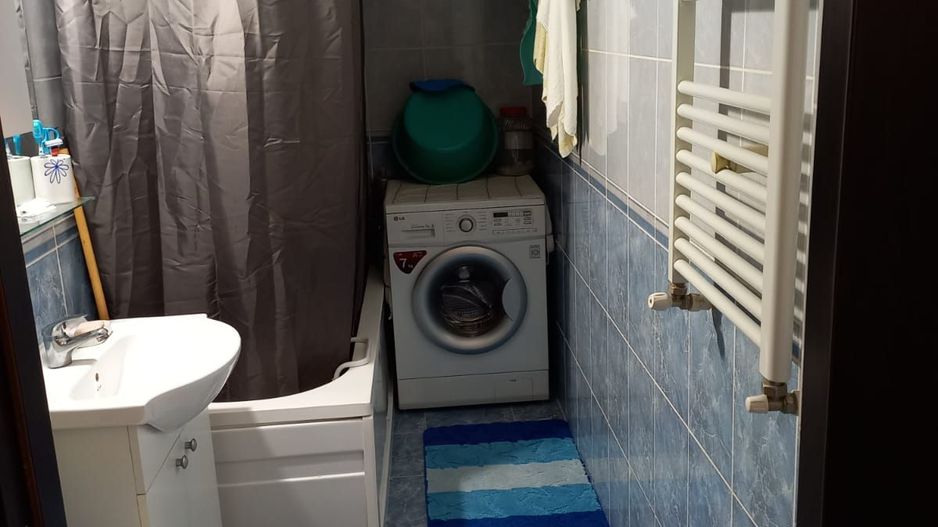 Apartament 2 camere cu 2 bai, decomandat, Trapezului - Poză 16
