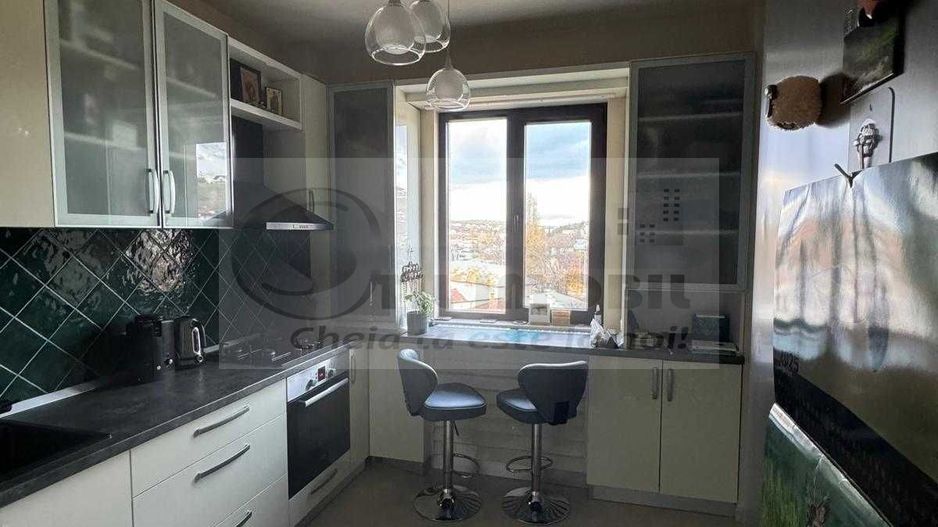 Vanzare apartament cochet cu 2 camere D- Bucium -63 mp-140.000 euro - Poză 8