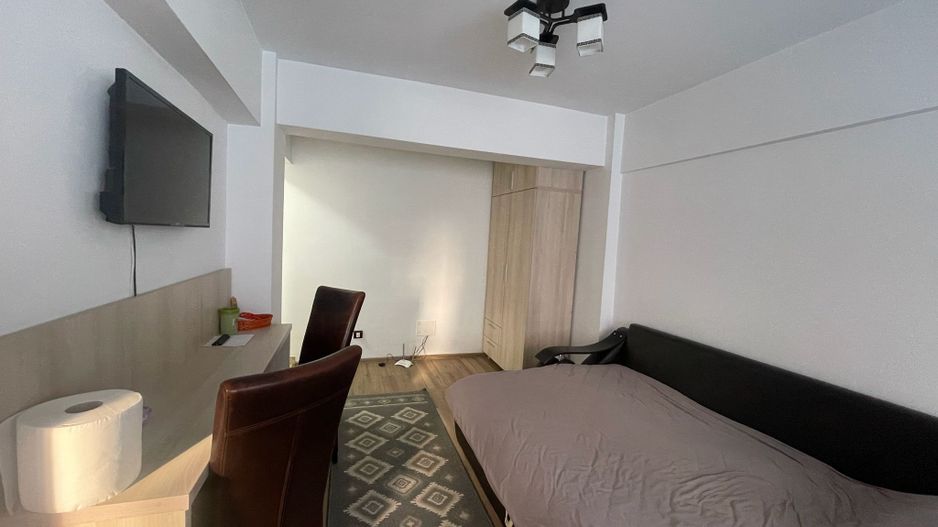 GARSONIERA CENTRALA | MOBILATA | VEDERE SPRE ORAS | RADAUTI - Poză 2