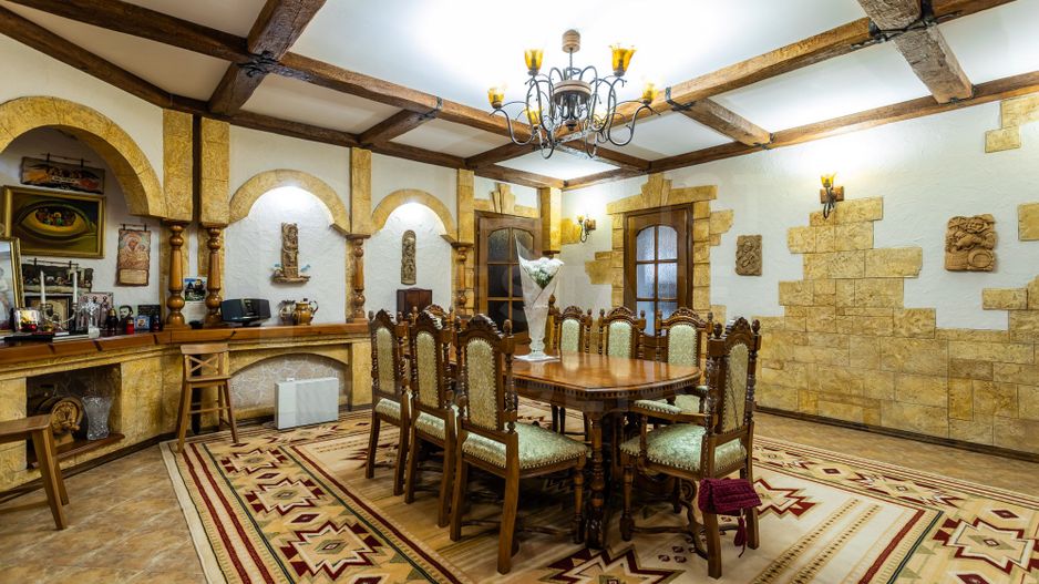 Vânzare casă de lux, 700 mp + 22 ari, situată în Tohatin - Poză 24