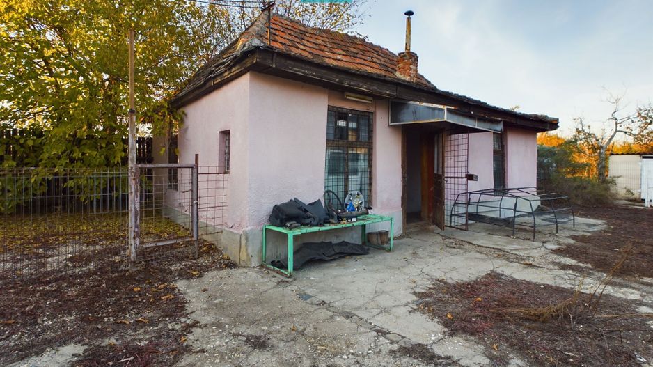 Teren generos și casă în Sânnicolau Mic - Poză 15