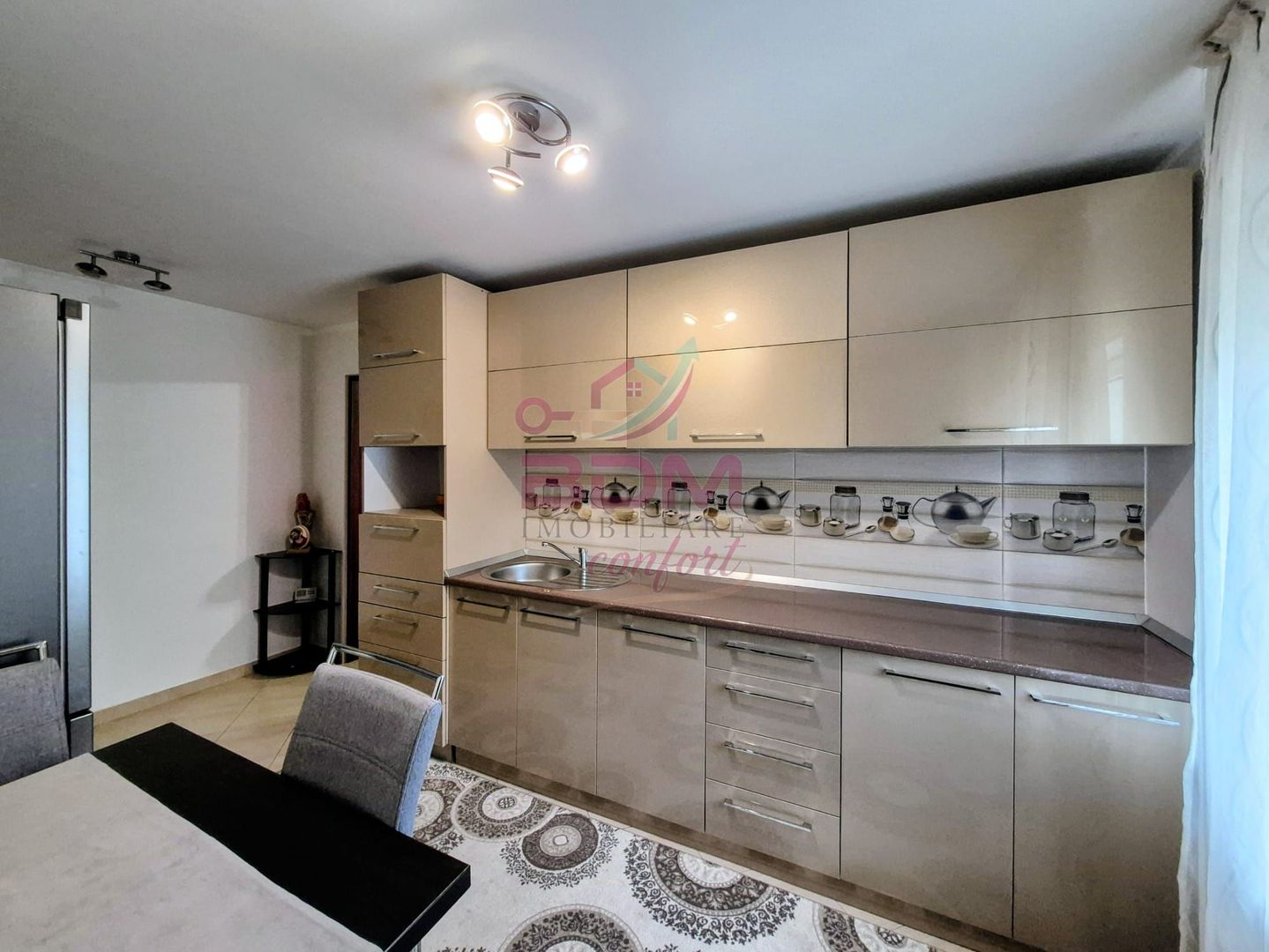 COMISION 0 I Apartament 3 camere | la cheie | etaj intermediar - Poză 2