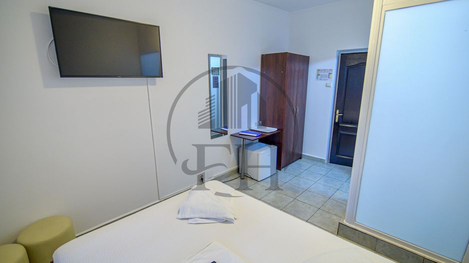 Hotel de vanzare Neptun, Constanta, la mare - Poză 13