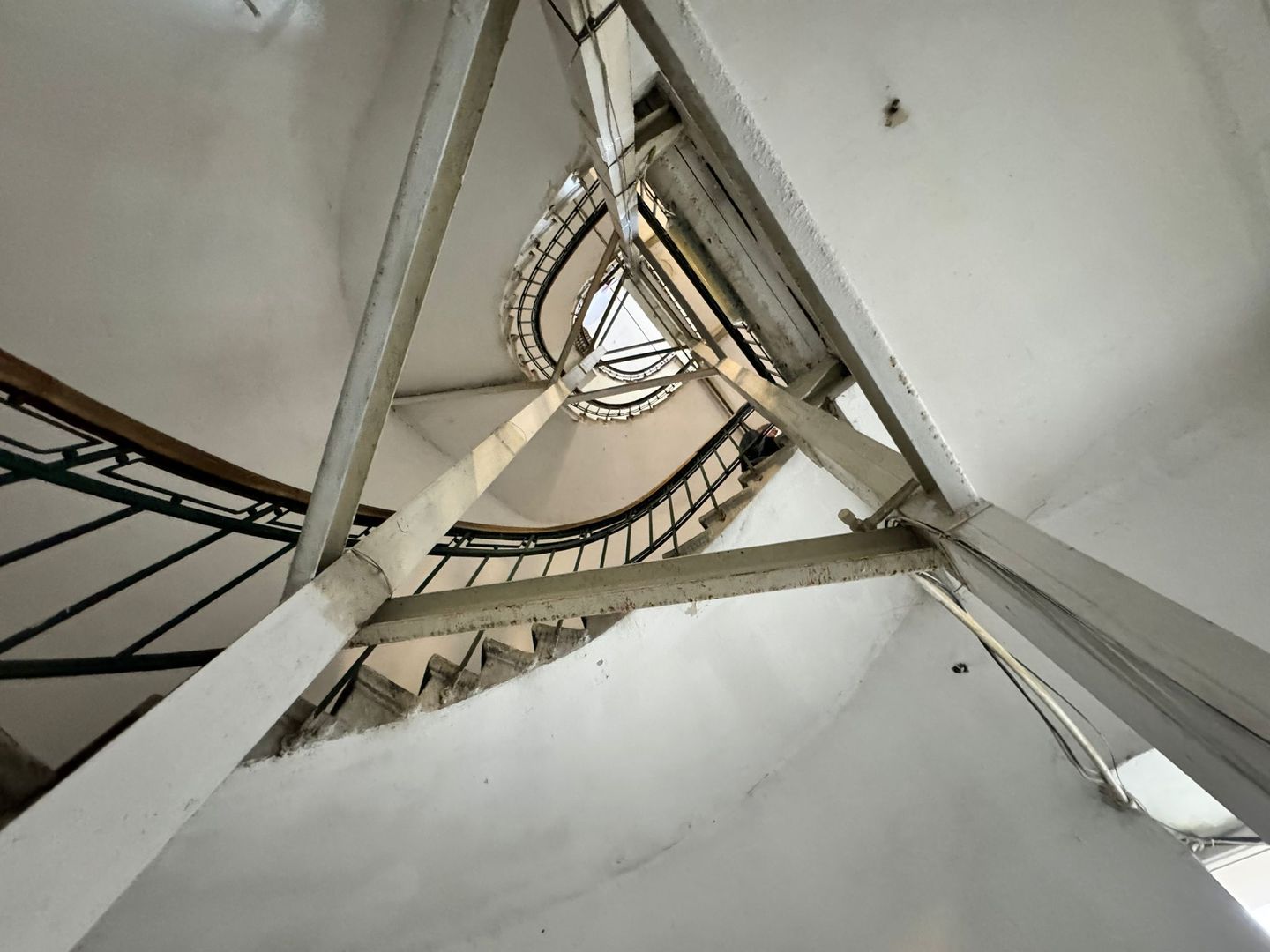 Garsoniera de vânzare în fața Novotel-  Calea Victoriei - Poză 21