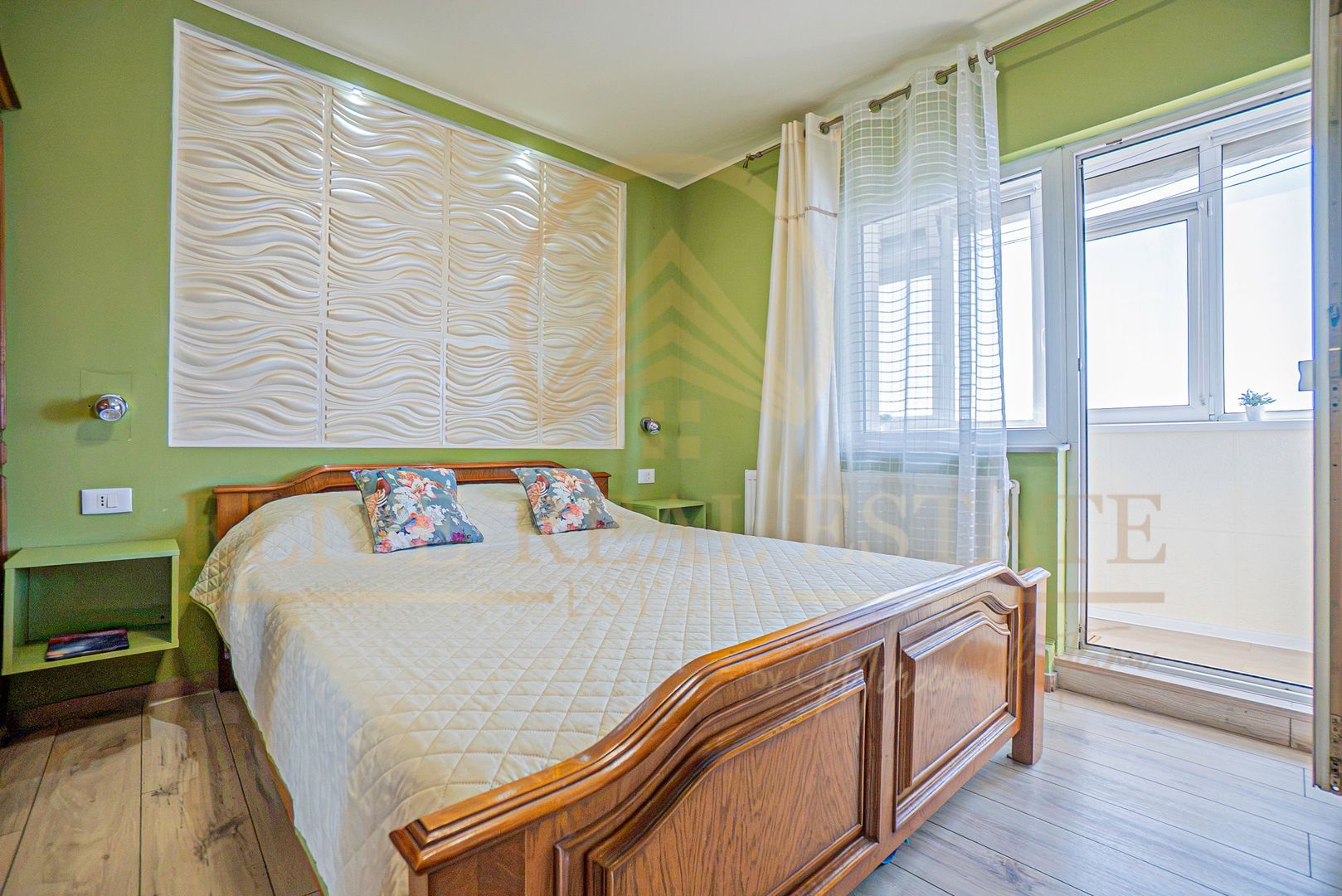 Apartament spațios cu 4 camere | 2 băi | 2 balcoane | Inel 2 - Poză 5