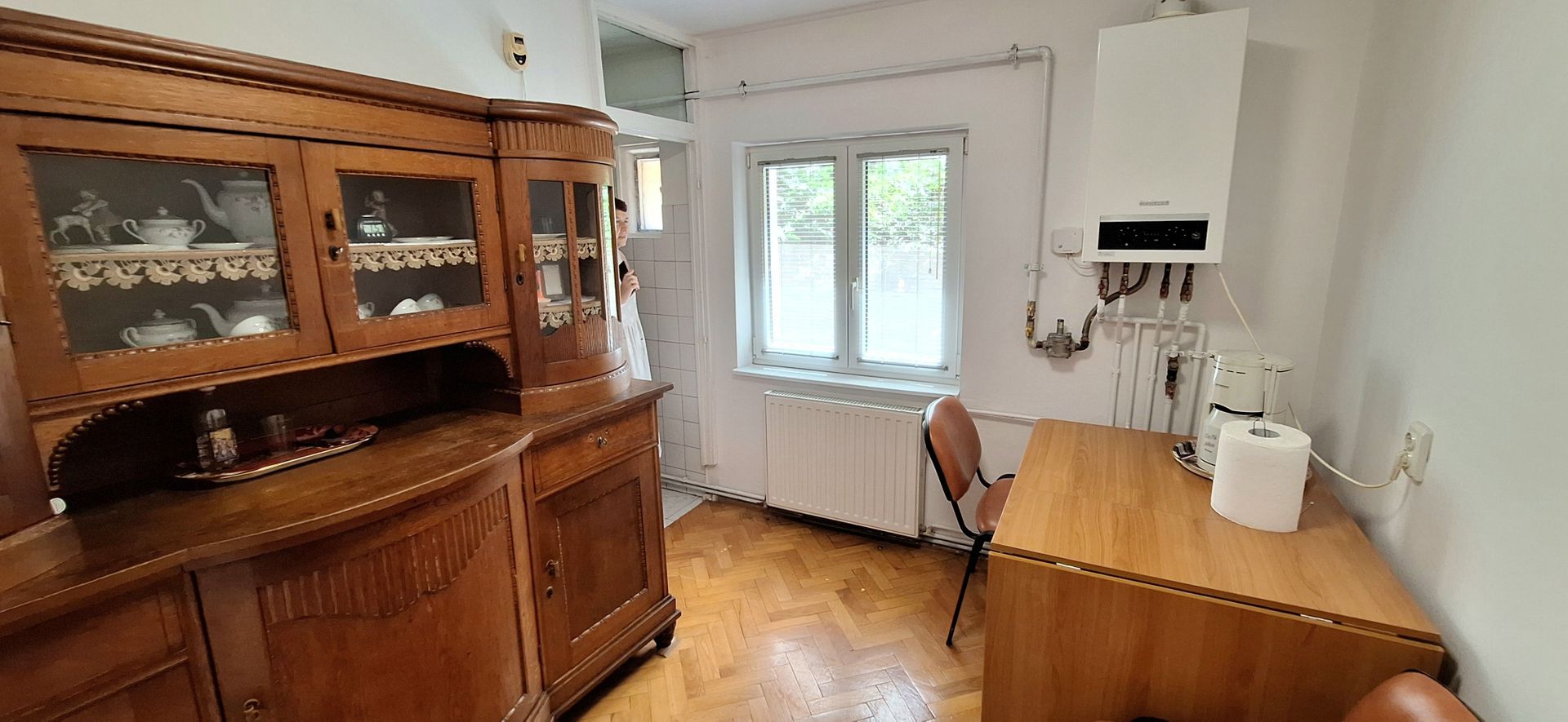 Apartament renovat cu 3 camere - zona Andrei Saguna - Poză 10