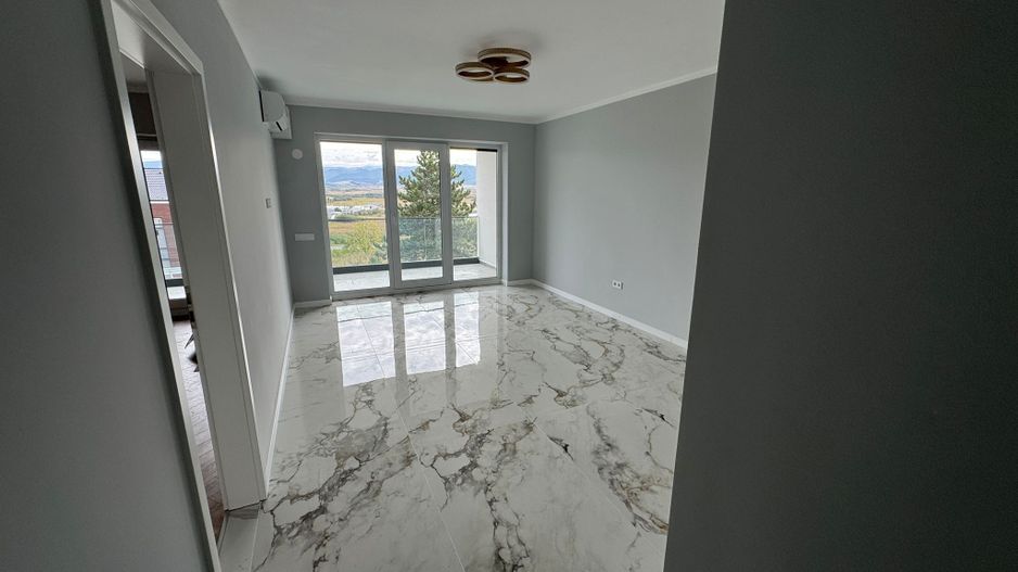 Apartament modern 3 camere - Cristian Sibiu - Poză 12