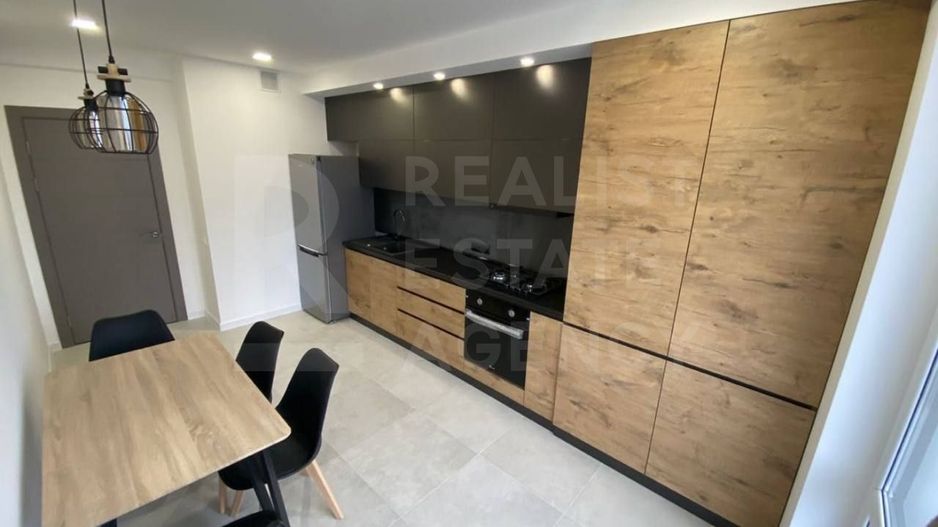 Chirie, apartament,  1 cameră, Valea Trandafirilor, Centru - Poză 1