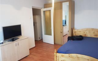 Garsoniera Rovine - Frigorifer - Poză 1