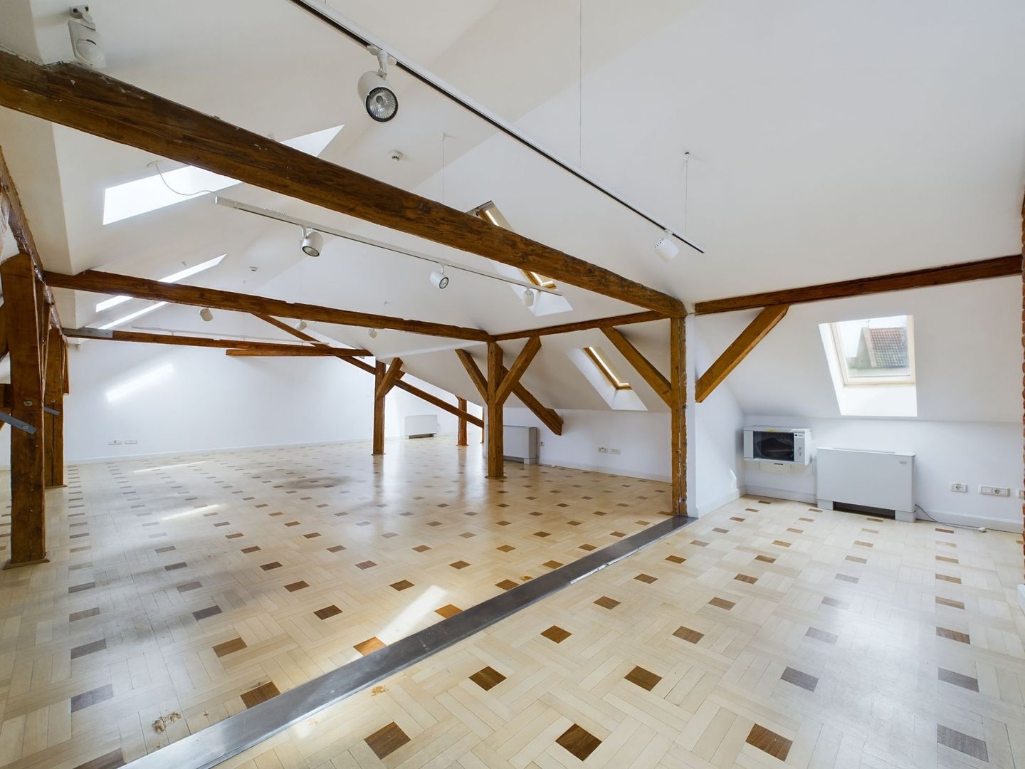 Spații de birouri lângă Tribunal - Poză 5