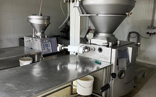 BUSINESS LA CHEIE! FABRICA + RESTAURANT + 2 MAGAZINE + TEREN INTR. 9688 MP - Poză 33