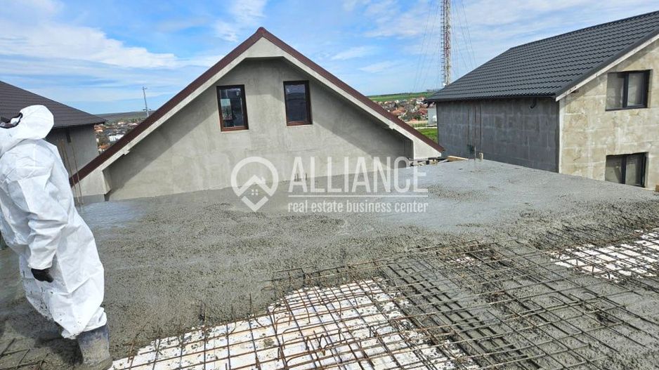 VALU LUI TRAIAN (COD07)Casă P+M (înaltă)cu 4 camere - Poză 8