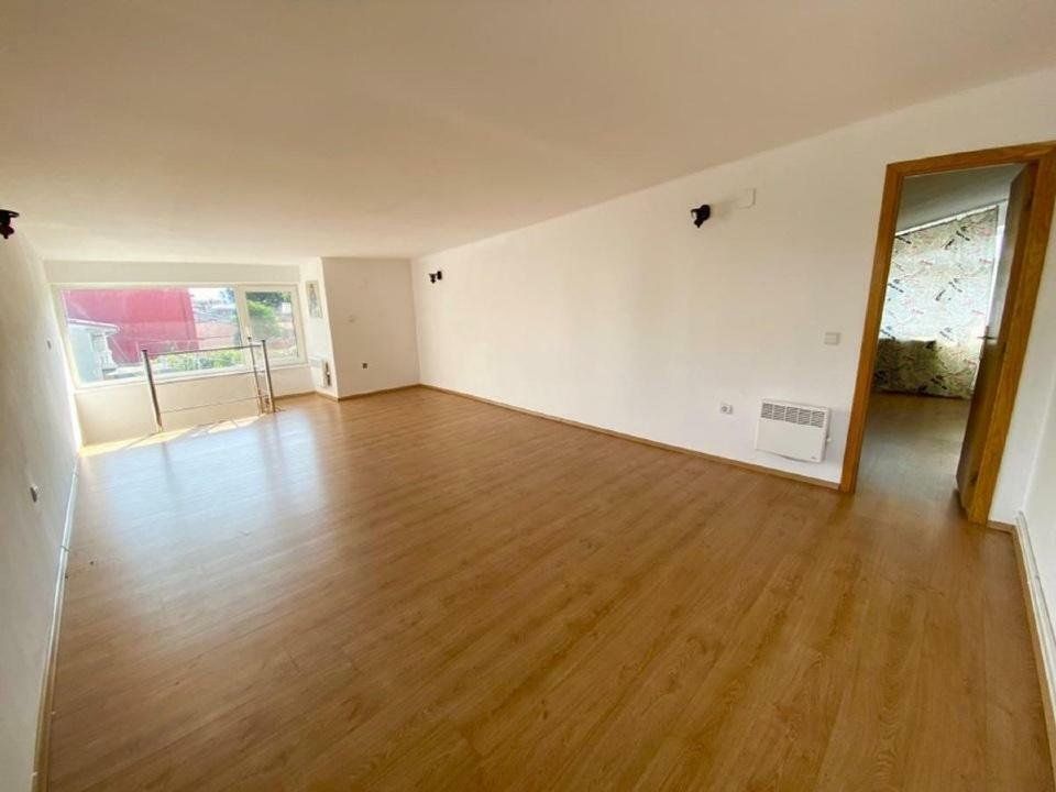 Vila luminoasa Crangasi/ Giulesti,  245 MP construiti, utilitati, 340000 EUR - Poză 12