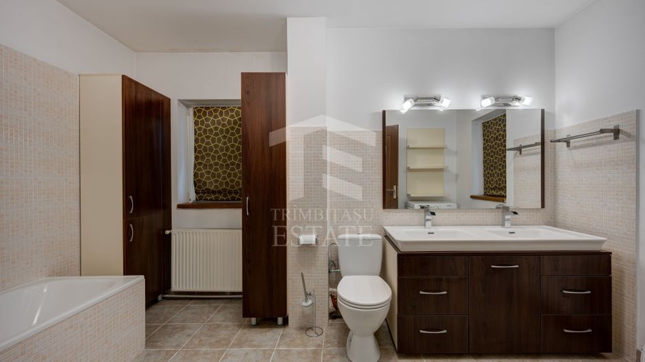 2 Apartamente  in Vila 5 Cam Metrou Basarab Gara de Nord - Poză 23