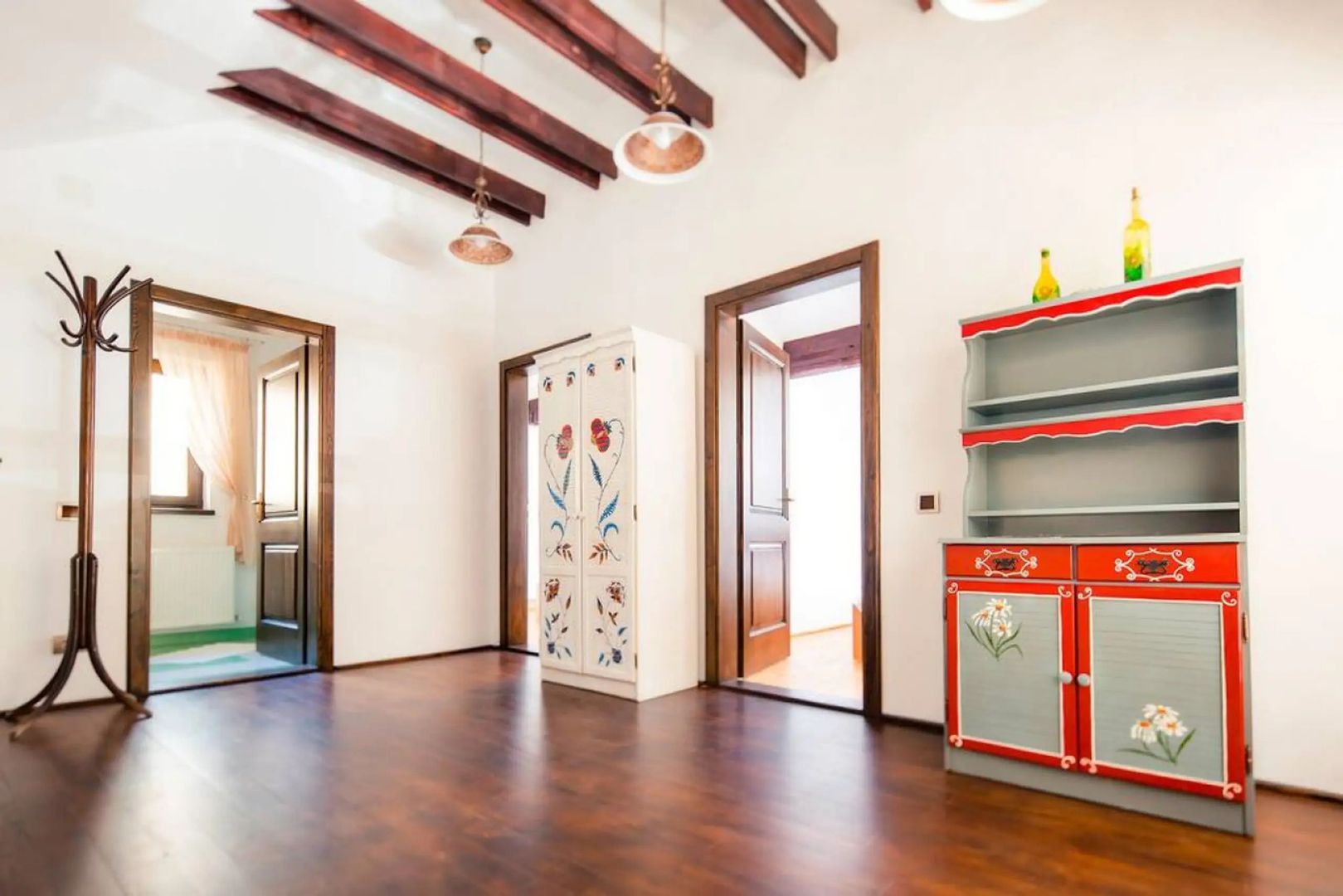 Investitie Valiug lacul Gozna Casa utilata 5 camere parau padure - Poză 9