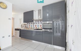 Casă individuală în Freidorf | Zona Lidl - Poză 1