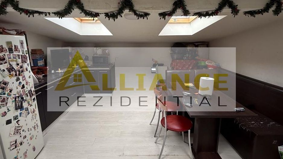 Apartament mare 4 camere â 145 mp compartimentare eficienta - Poză 3