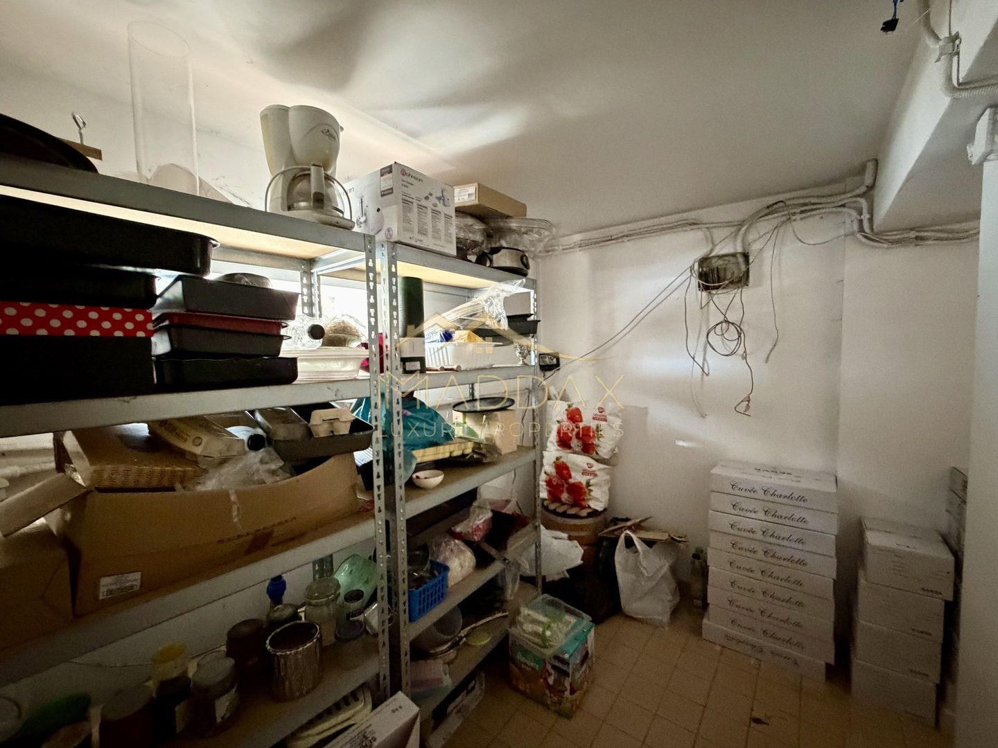 Vila cu 6 camere *485 mpc // *1.670mp teren* // 8 locuri parcare // Sisești - Poză 64
